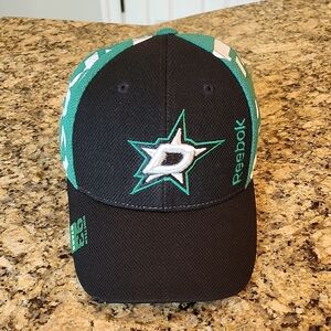 Dallas Stars Vintage Reebok Black and Green Hat